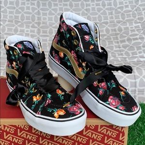VANS SK8-Hi PLATFORM 2 Oversized Lace Floral/Tr M